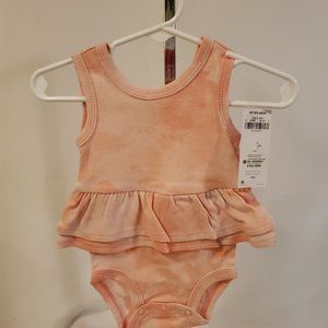 Onesie, tie-die peach and cream bodysuit (Carter's) 3 months